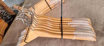 Kleding hangers hout met anti slip 