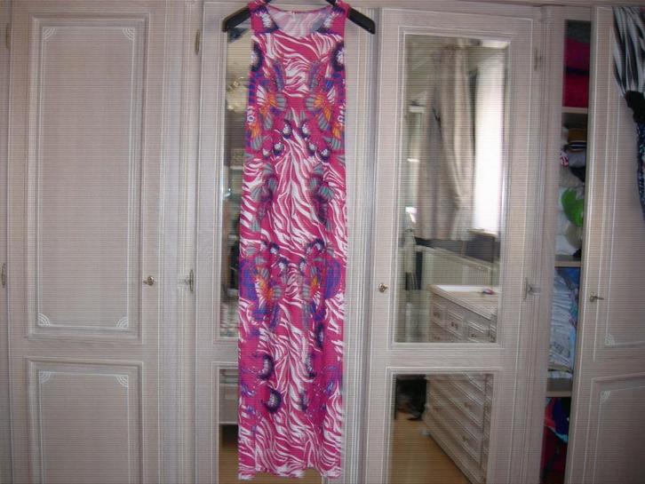 Lang Kleed / Roos, Kleding | Dames, Jurken, Zo goed als nieuw, Roze, Onder de knie, Ophalen of Verzenden