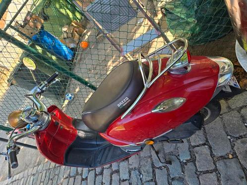 Razzo Verona a klasse, Fietsen en Brommers, Snorfietsen en Snorscooters, Gebruikt, Overige merken, Benzine, Ophalen