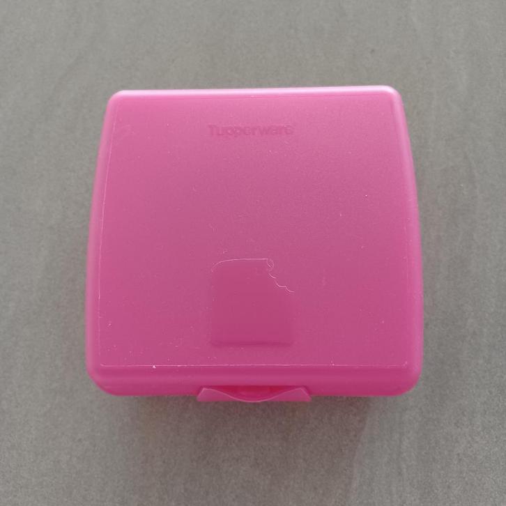 boîte à lunch Tupperware, Maison & Meubles, Cuisine| Tupperware, Enlèvement ou Envoi