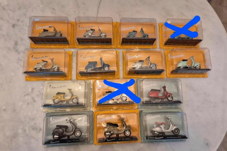 Lot van 12 schaalmodellen Vespa 1:18, Hobby en Vrije tijd, Modelauto's | 1:18, Nieuw, Ophalen of Verzenden