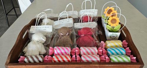 Handdoekjes in geschenkverpakking en zonnebloempjes, Kinderen en Baby's, Kinderspulletjes, Ophalen of Verzenden