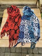 Stretch crinkle sjaal blauw en oranje. Prijs per stuk., Ophalen of Verzenden, Gedragen, Sjaal