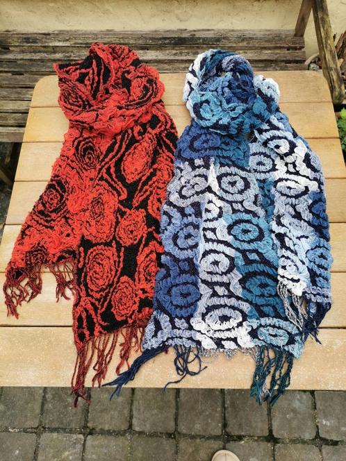 Stretch crinkle sjaal blauw en oranje. Prijs per stuk., Kleding | Dames, Mutsen, Sjaals en Handschoenen, Gedragen, Sjaal, Ophalen of Verzenden