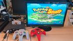 Nintendo 64 met 2 controllers 1 Pokémon-gametest ter plaatse, Games en Spelcomputers, Spelcomputers | Nintendo 64, Ophalen of Verzenden