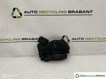 Slot Mechanisme Rechts Achter Volkswagen Polo 5TA839016E beschikbaar voor biedingen