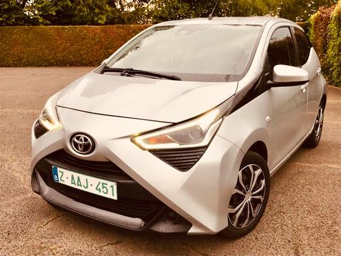 Toyota Aygo Xplay 2 - 1,0 VVT -i - 72cv /Apple Carplay-Airco, Auto diversen, Ongevalwagen, Handgeschakeld, Benzine, Berline, Zilver of Grijs