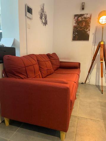 Salon 3+2 beschikbaar voor biedingen