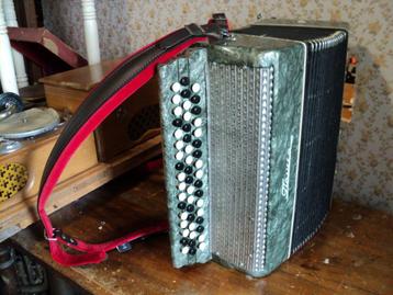 accordéon, Musique & Instruments, Avec bretelles, Enlèvement, Utilisé, Accordéon à boutons