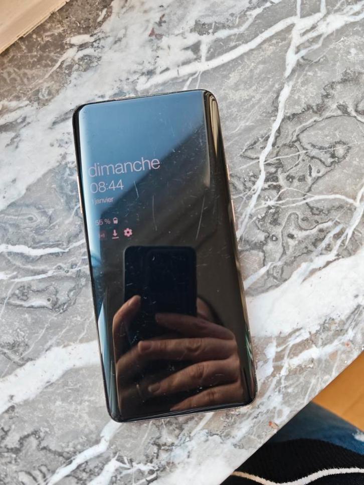 OnePlus 7 Pro – Fonctionnel – accessoires inclus – prix inté, Télécoms, Téléphonie mobile | Marques Autre, Utilisé, Sans abonnement