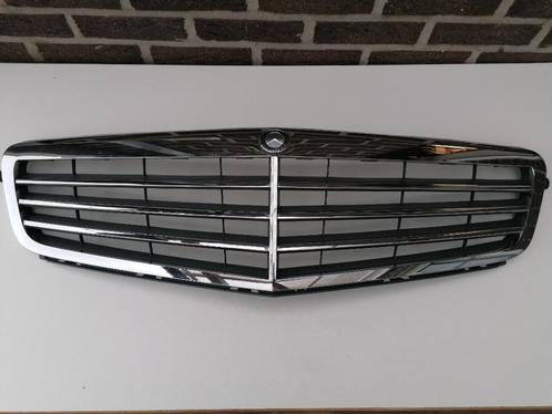 Grill Mercedes W204  C250  C300  C350  C63AMG, Autos : Pièces & Accessoires, Carrosserie & Tôlerie, Mercedes-Benz, Avant, Utilisé