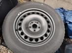 Vw Tiguan 4 originele velgen + banden nieuw staat 215/65/R17, Ophalen, Band(en)