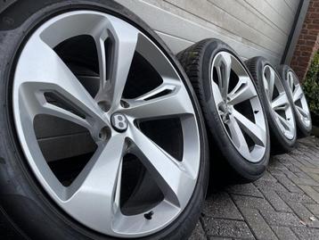 Origi. 22 inch Bentley Bentayga PL761 6.0T 4.0T 3.0T velgen beschikbaar voor biedingen