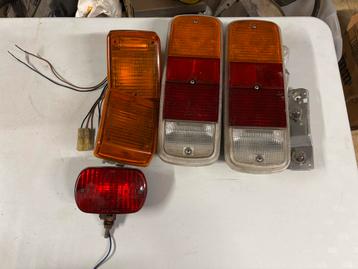 Vw bus T2b achterlichten beschikbaar voor biedingen