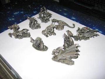 9 figurines dragons et creatures fantastiques super etat