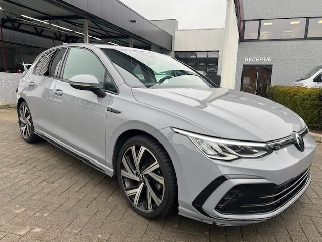 VW Golf 2.0 TDI DSG R-Line 150pk  Virtual Cockpit/Led/Camera, Auto's, Volkswagen, Bedrijf, Te koop, Golf, Achteruitrijcamera, Adaptieve lichten