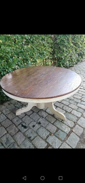 Flamant tafel beschikbaar voor biedingen