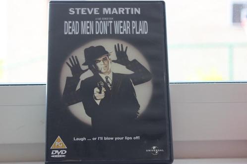 DVD DEAD MEN DON'T WEAR PLAID ZO GOED ALS NIEUW, Cd's en Dvd's, Dvd's | Komedie, Ophalen of Verzenden