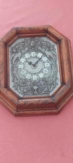 Tinnen klok 29cm breedte 35cm hoogte  werk nog, Antiek en Kunst, Antiek | Klokken, Ophalen of Verzenden