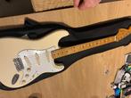 Fender stratocaster Jimi Hendrix edition made in mexi, Muziek en Instrumenten, Snaarinstrumenten | Gitaren | Elektrisch, Ophalen