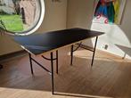 Mat zwarte tafel/bureautafel, Maison & Meubles, Tables | Tables à manger, Rectangulaire, Origineel, speels, minimalistisch, 50 à 100 cm