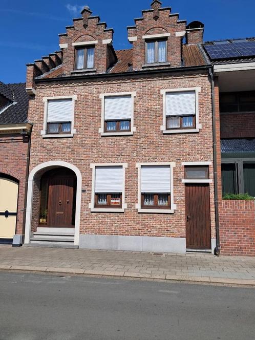 Zeer gezellige instapklare woning in Bazel te koop, Immo, Huizen en Appartementen te koop, Provincie Oost-Vlaanderen, 200 tot 500 m²