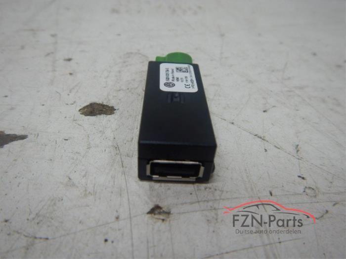 VW Golf 7 AUX/USB Aansluiting Multimedia, Auto-onderdelen, Overige Auto-onderdelen, Nieuw, Ophalen of Verzenden