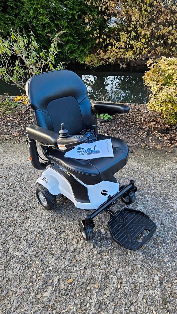 Elektrische rolstoel Rascal Rio, demontabel, Z.G.A.N!, Diversen, Rolstoelen, Zo goed als nieuw, Elektrische rolstoel, Inklapbaar