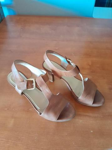 Dames schoenen disponible aux enchères