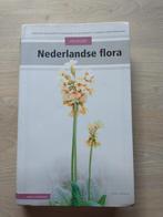 Boek Nederlanse flora veldgids, Boeken, Ophalen of Verzenden, Gelezen, Bloemen, Planten en Bomen