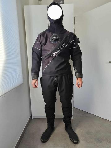 Droogpak en onderpak Subgear beschikbaar voor biedingen