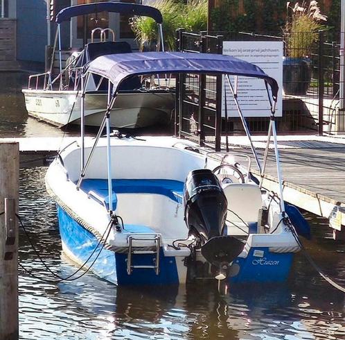 Nette vaarklare consoleboot + trailer, Watersport en Boten, Sloepen, Zo goed als nieuw, 10 tot 30 pk, 3 tot 6 meter, Buitenboordmotor