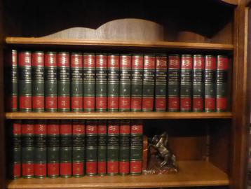 Grote Nederlandse Larousse Encyclopedie beschikbaar voor biedingen