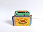Matchbox 21 a coach bus, Ophalen of Verzenden, Zo goed als nieuw, Matchbox