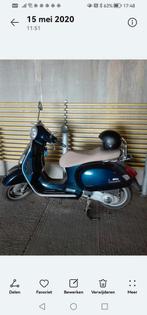 Vespa Piaggio GTS 250, Fietsen en Brommers, 250 cc, Vespa S, Ophalen of Verzenden, Zo goed als nieuw