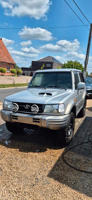 galloper Hyundai, Argent ou Gris, Galloper, 2 places, Boîte manuelle