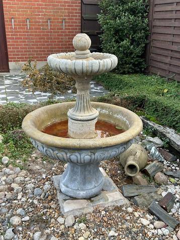 Fontein beschikbaar voor biedingen