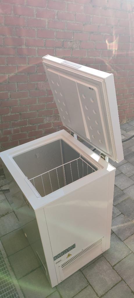 Congélateur Bahut 99L, Elektronische apparatuur, Vriezers en Diepvrieskisten, Gebruikt, Tussenbouw, Vrieskast, 85 tot 120 cm, Minder dan 60 cm