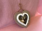 Mooi fotokader in de vorm van een hartje., Antiek en Kunst, Ophalen of Verzenden