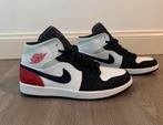 Air Jordan 1 Mid, Ophalen of Verzenden, Zo goed als nieuw