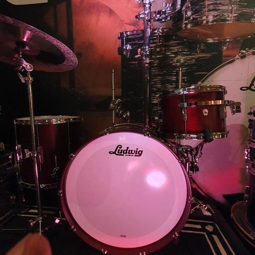 Ludwig USA Club date: Mahogany satin. 24" set-up, Muziek en Instrumenten, Drumstellen en Slagwerk, Nieuw, Ludwig, Ophalen of Verzenden