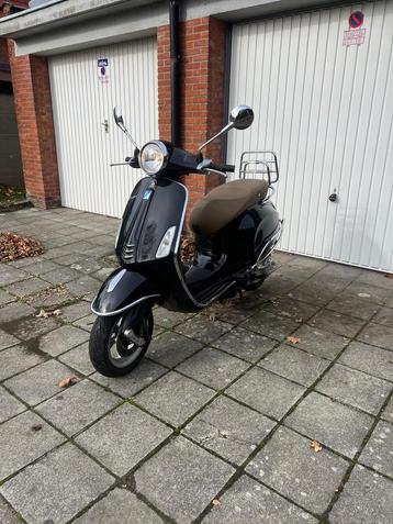 Vespa Primavera (B klasse) beschikbaar voor biedingen