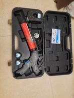 Elektrische siliconenspuit kitspuit Cox, Ophalen, Gebruikt