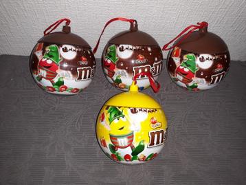 4 M&M’s kerstballen beschikbaar voor biedingen