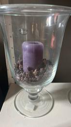 Twee glazen kaars houders, Enlèvement