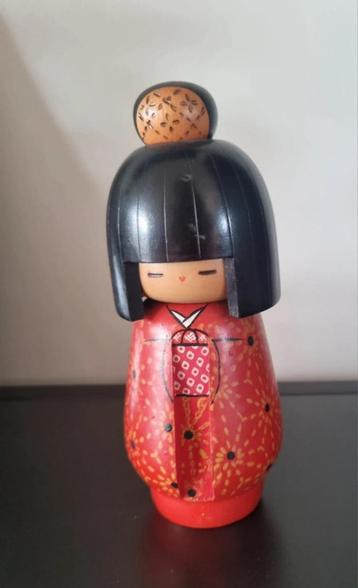 Creatieve kokeshi van Kazuo Takamizawa (1927-) beschikbaar voor biedingen