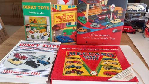 5 livres de catalogue de dinky-toys, Hobby & Loisirs créatifs, Voitures miniatures | 1:43, Comme neuf, Autres types, Dinky Toys