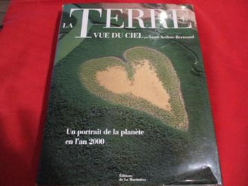 Extraordinaire  "La Terre vue du Ciel" d' Arthus-Bertrand, Nature en général, Enlèvement ou Envoi, Comme neuf, Yann Arthus-Bertrand
