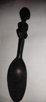 Afrikaanse houten lepeltje, Ophalen