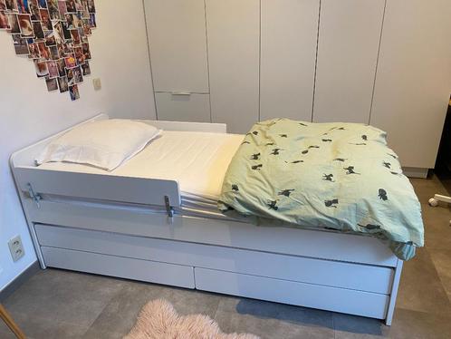 Prachtig wit eenpersoonsbed met extra uitschuifbed Ikea, Kinderen en Baby's, Kinderkamer | Bedden, Zo goed als nieuw, 180 cm of meer